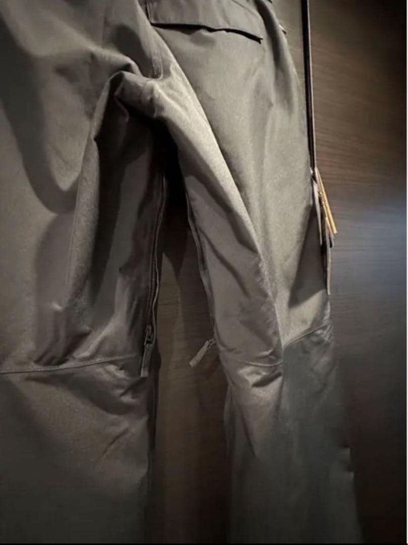 【Burton Kidsバートン キッズ】スノーボードパンツ《ブラック》XL