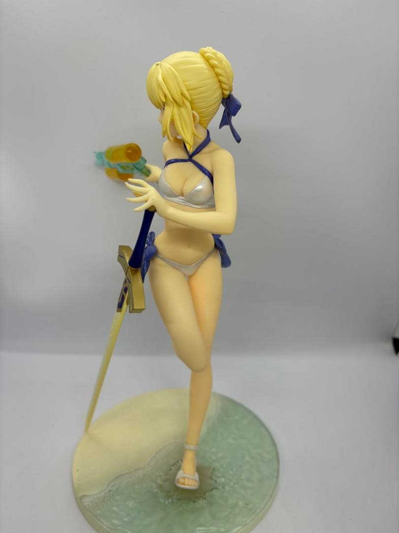 Fate アルトリア　水着　フィギュア