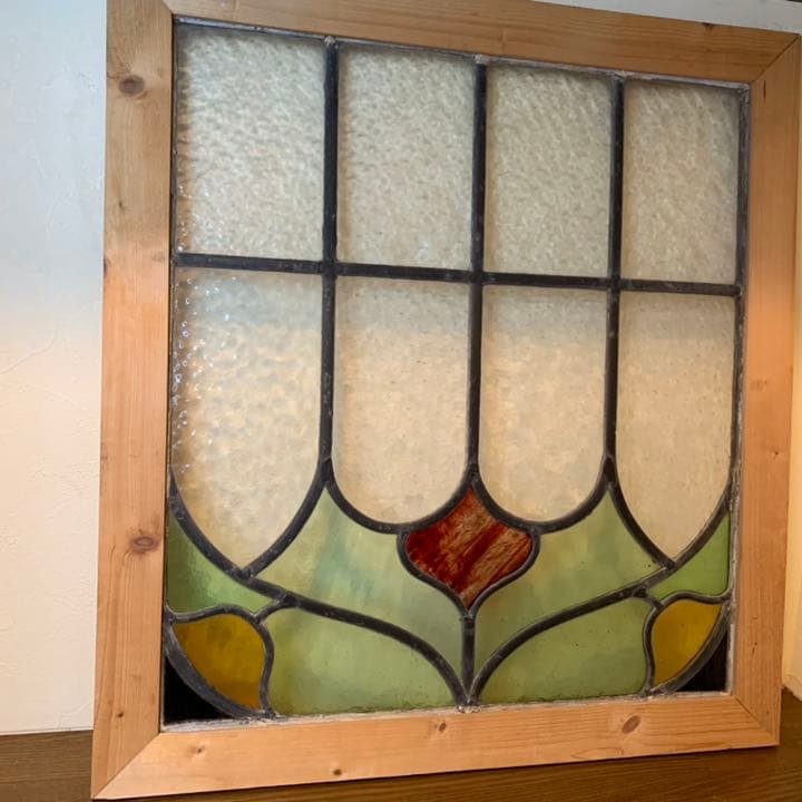 英国アンティーク　ステンドグラス　枠外寸：幅55x高さ59(cm)