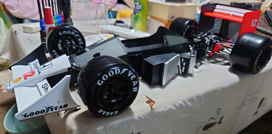 デアゴスティーニ　マクラーレン　MP4/4 アイルトン・セナ