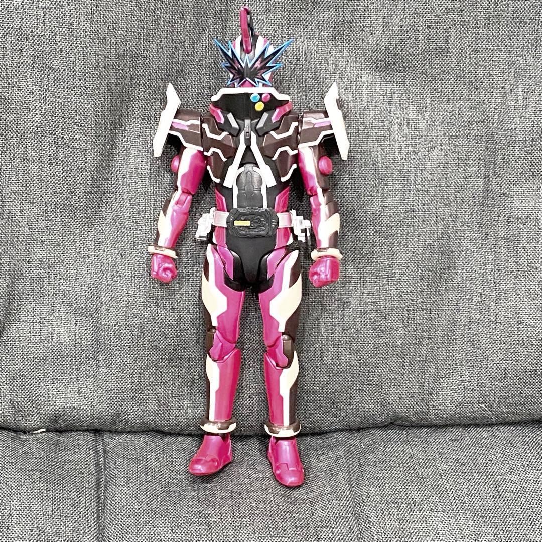 【まとめ】『仮面ライダーセイバー フィギュアーツ7体セット』バンダイ
