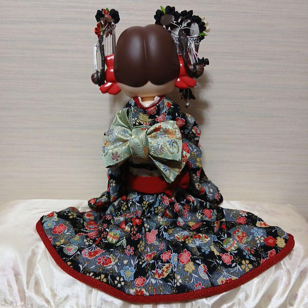 ペコちゃん人形　豪華お着物