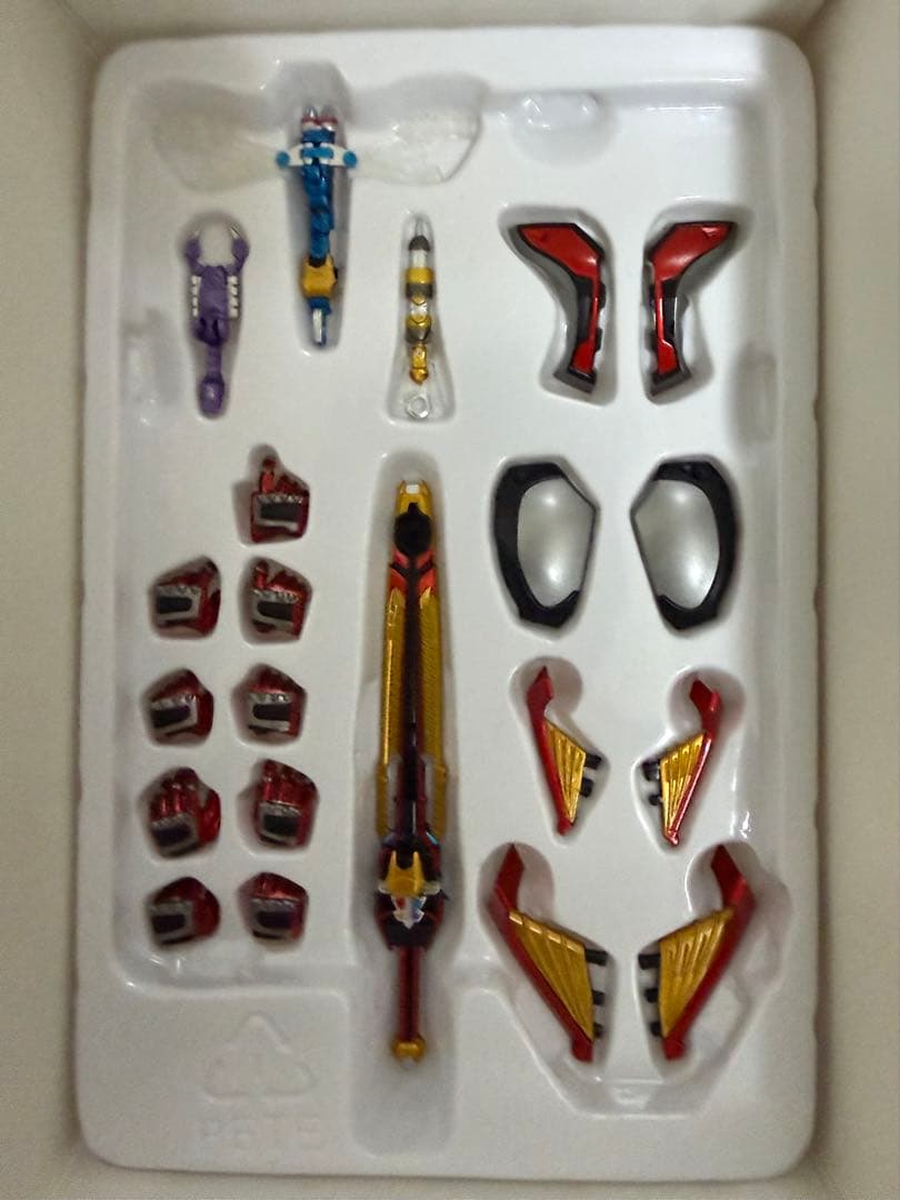 真骨彫仮面ライダーカブトハイパーフォーム