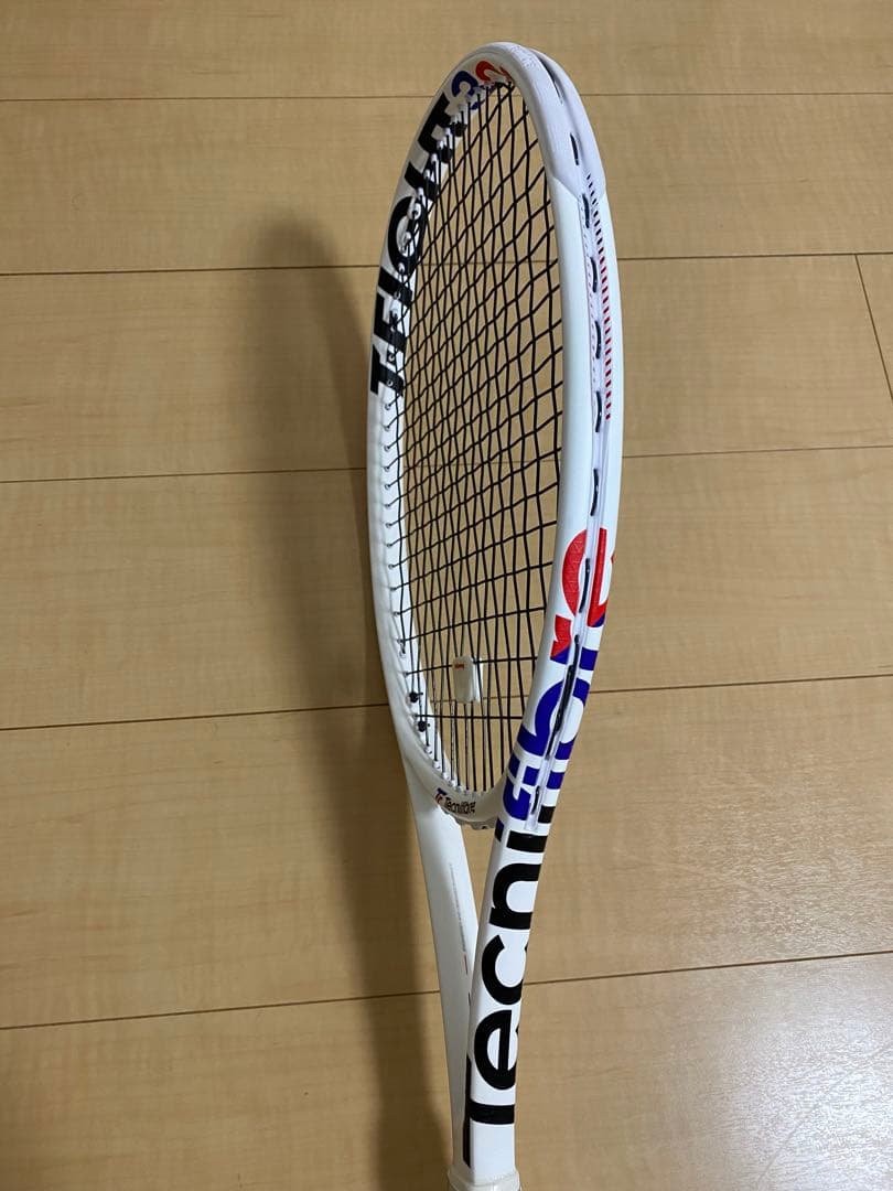 テクニファイバー　T-FIGHT 305 ISOFLEX (305g)