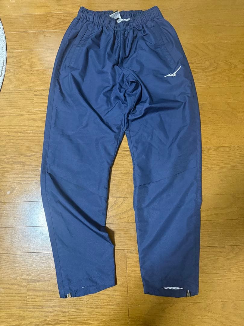 日体大陸上部　ウィンドブレーカー上下セット