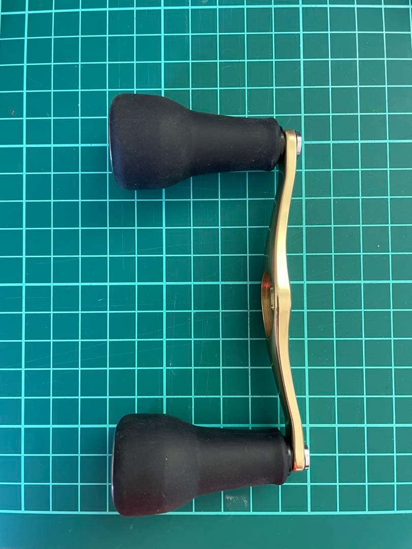 カルカッタコンクエストmd ハンドル　ベイトリールハンドル ゴールド/ブラック