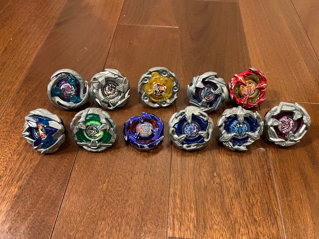 ベイブレードセット ベイスタジアム付き　ランチャーセット