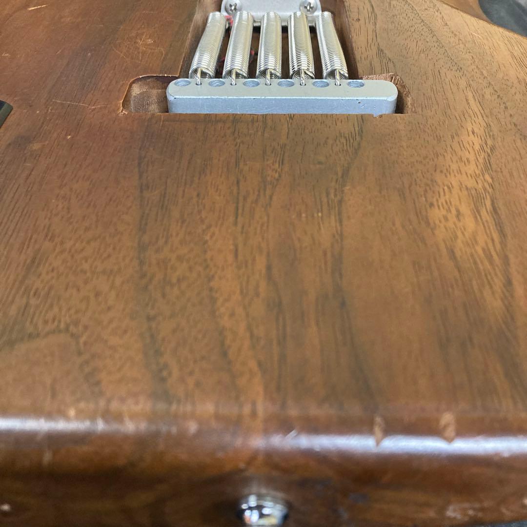 Moon ウォルナット/エボニー ストラトキャスター