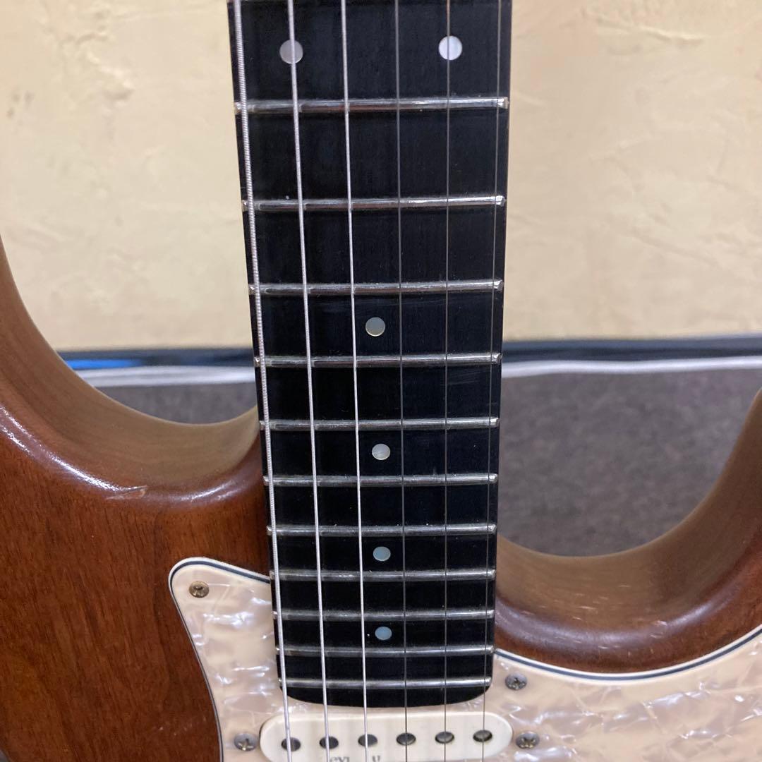 Moon ウォルナット/エボニー ストラトキャスター