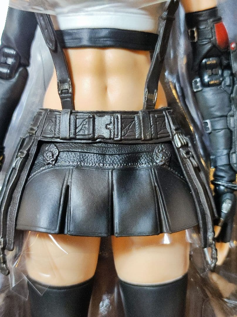 ファイナルファンタジー VII リメイク ティファ・ロックハート フィギュア