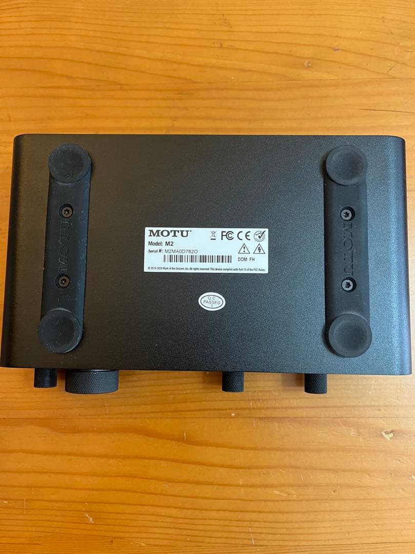 おまけ付きMOTU M2 2 オーディオインターフェイス
