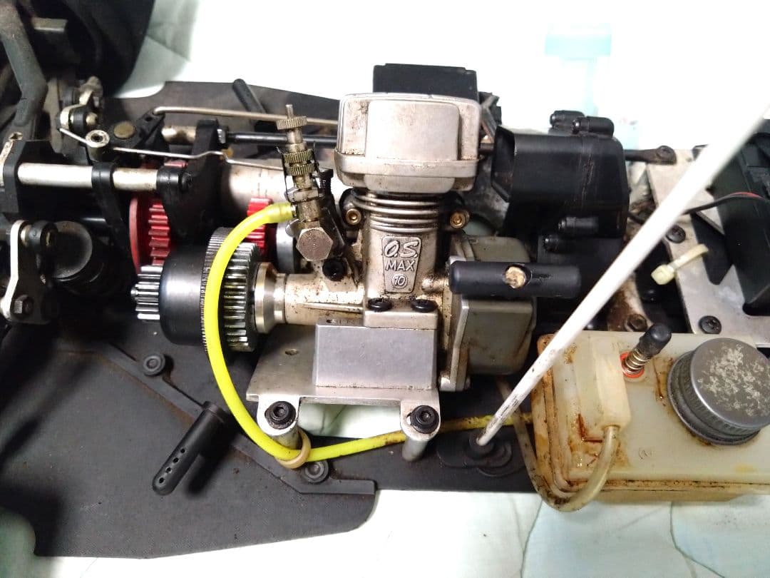 京商フェラーリ　FERRARI 642/F1-91 1/8 エンジンRC