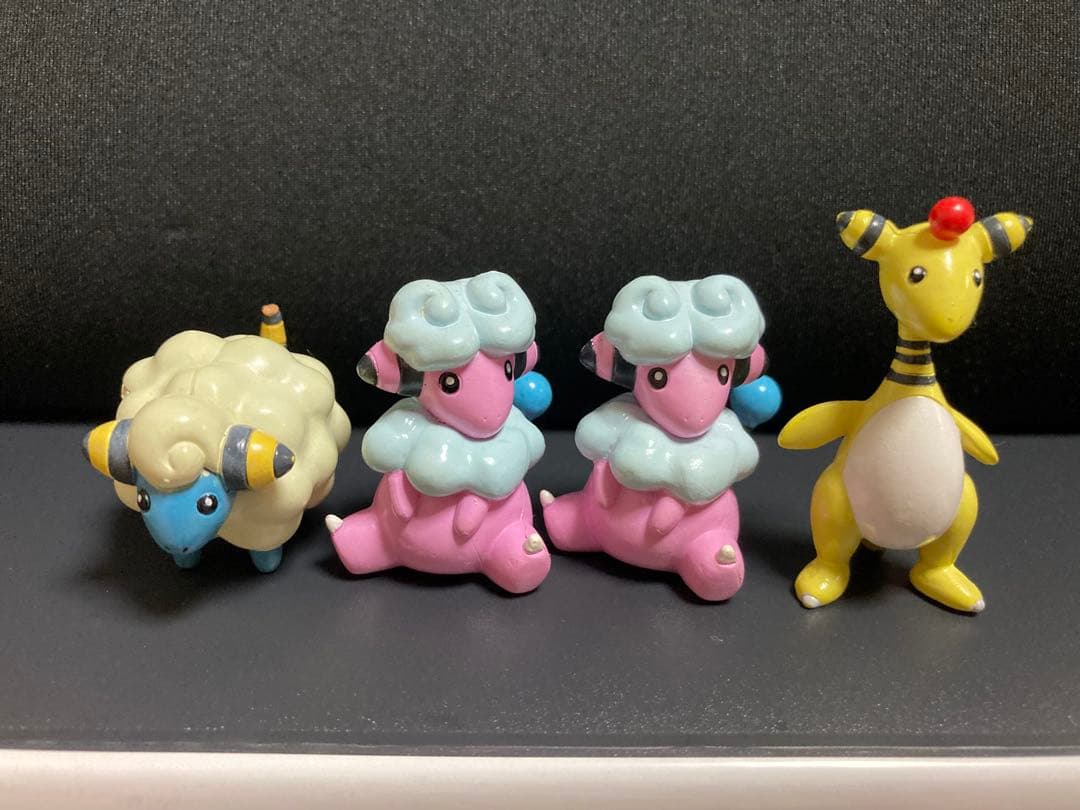 ポケモン　モンコレ　メリープ　モココ×２　デンリュウ