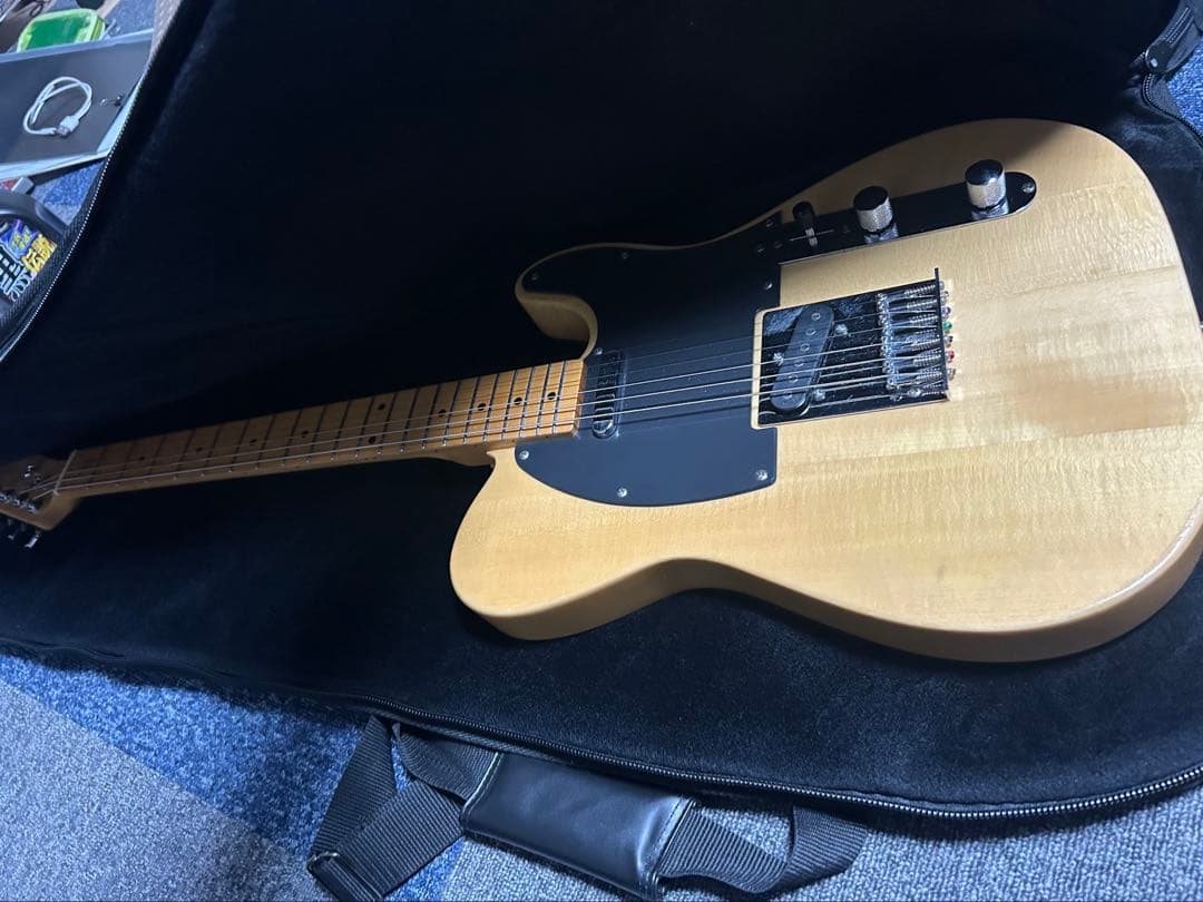年内発送可　Telecasterタイプ（汎用ギターケース付き）