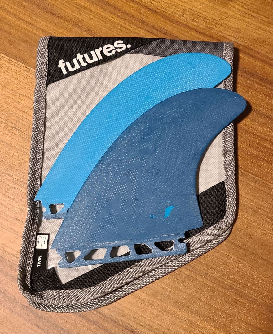 futures. EN Twin フューチャーフィン　ツインフィン