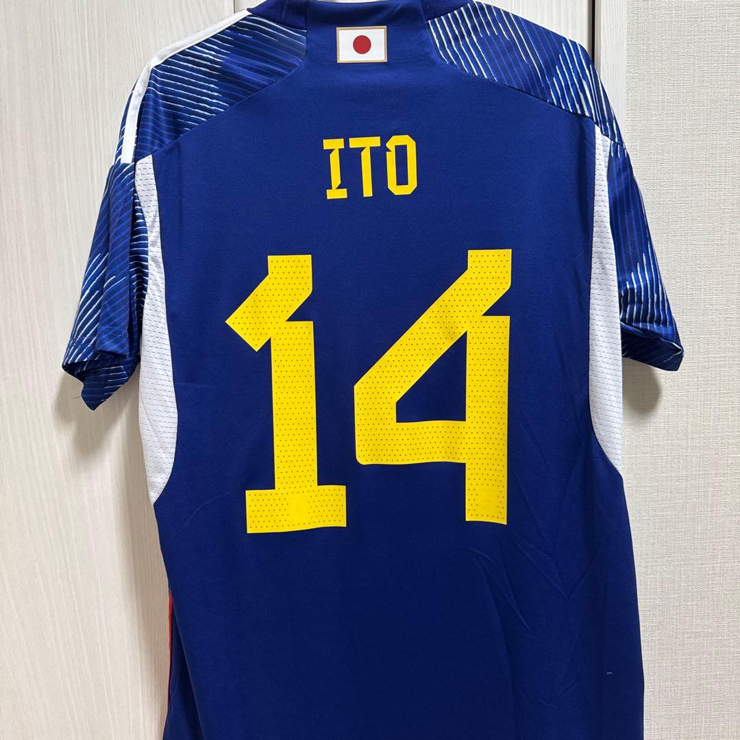 日本代表 ユニフォーム 14番 伊東純也選手