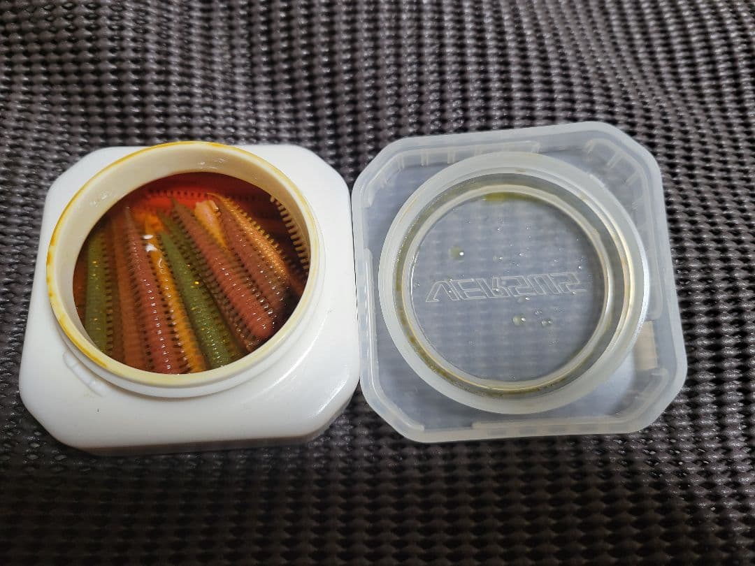 バークレイ　ガルプ　ベビーサーディン　サンドワーム　イソメ　未使用品　計249本