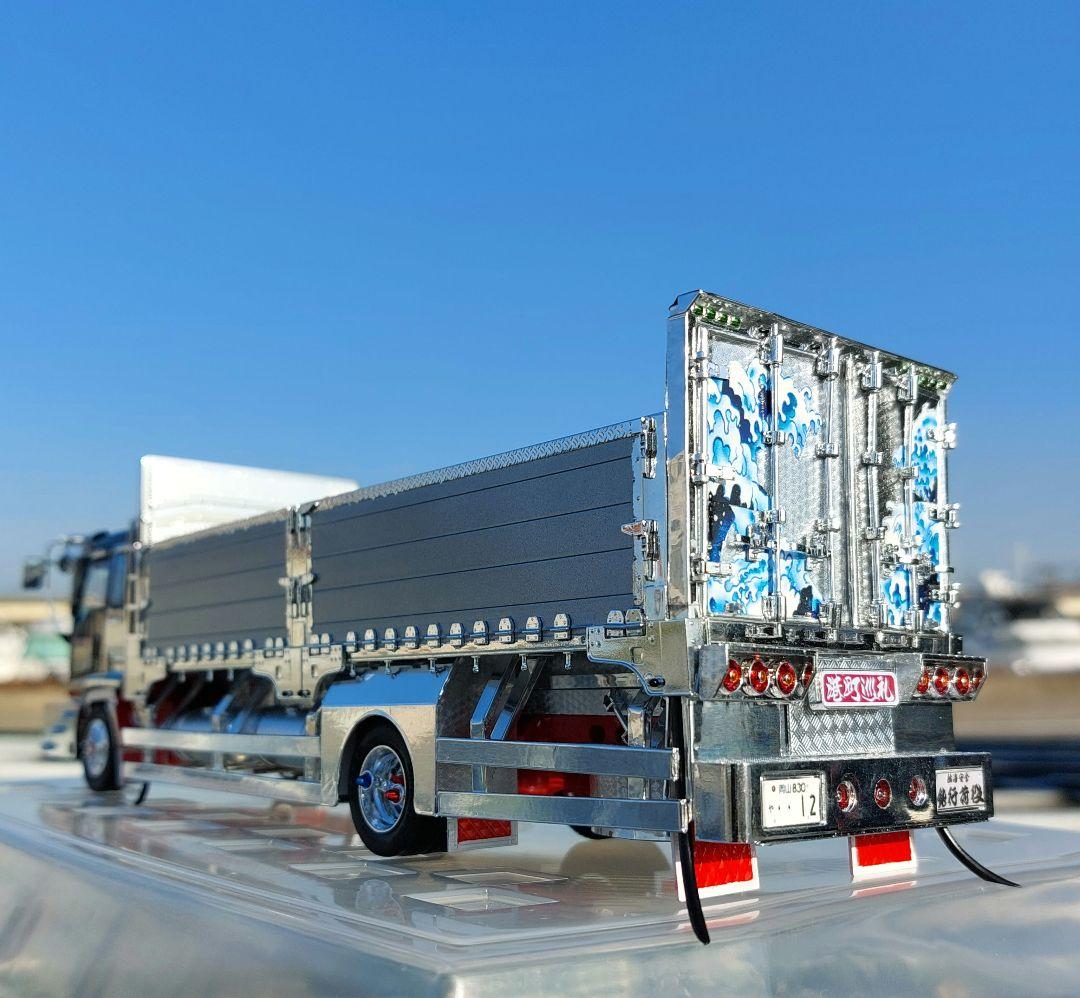 デコトラプラモデル 1/32 いすゞ フォワード 造り平ボディ 完成品