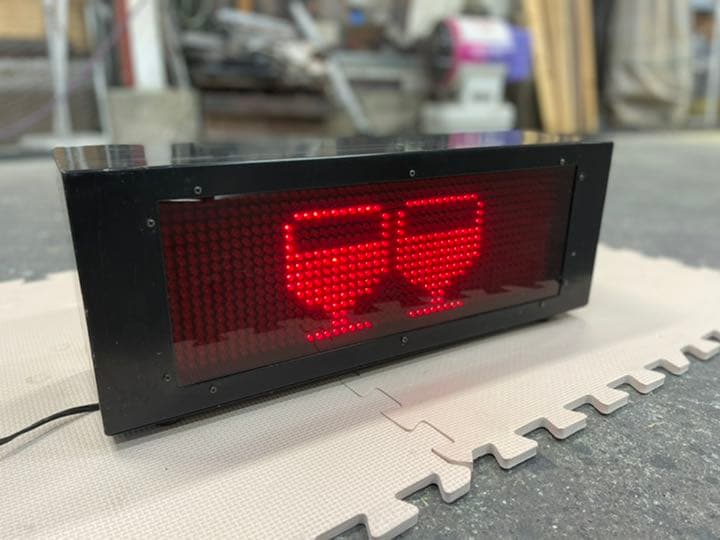 レトロ 電光看板  ネオンサイン ！