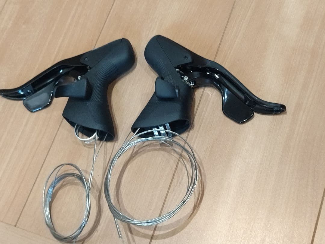 新同 L-TWOO R9 2×11 デュアルコントロールレバー