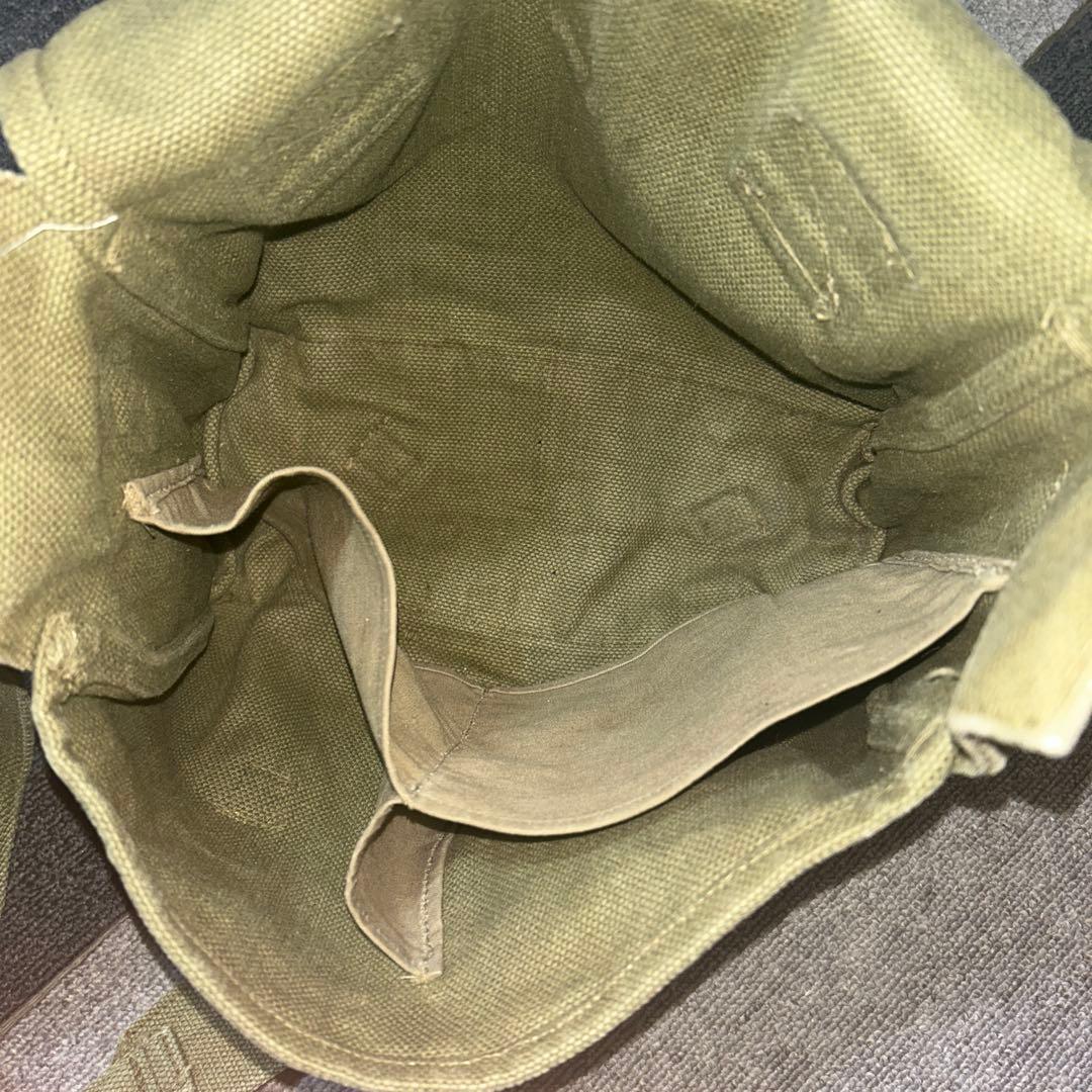 ミリタリー　バッグ　希少　ベルギー軍？　人気　used