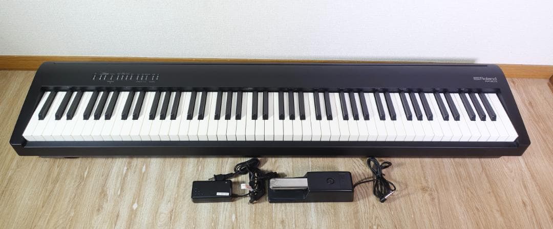 Roland FP-30X デジタルピアノ 88鍵 キレイ 23年製