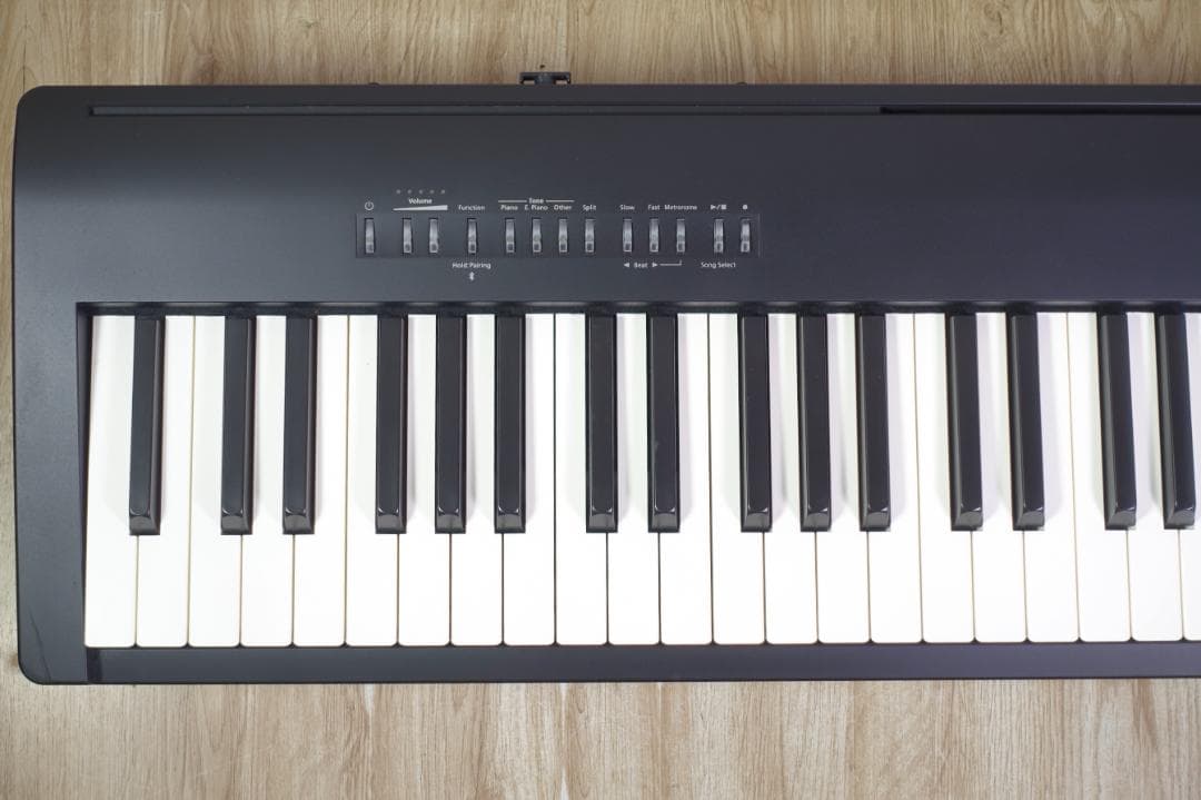 Roland FP-30X デジタルピアノ 88鍵 キレイ 23年製