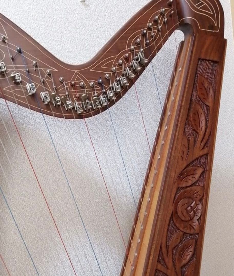 アイリッシュハープ