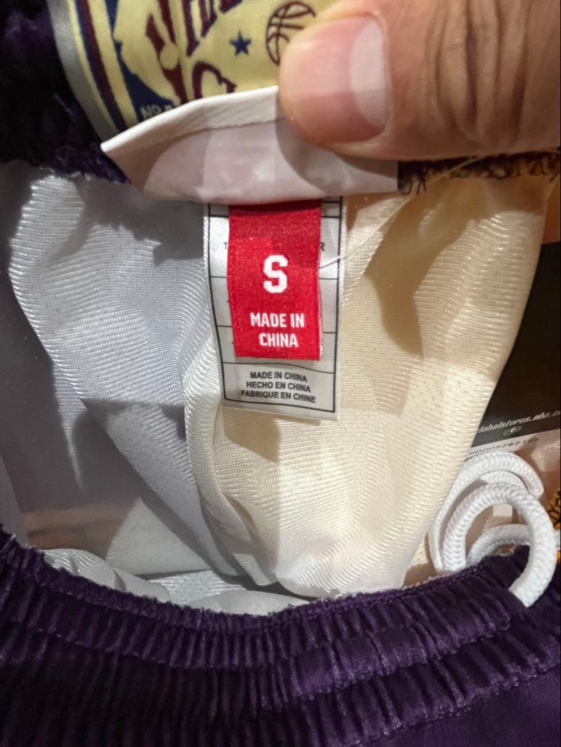 mitchell&ness Lakers バスケットショーツ Sサイズ