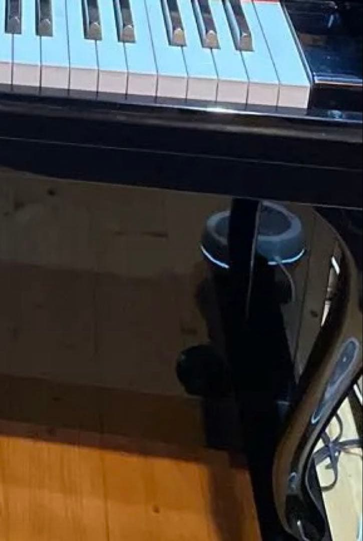 KAWAI ピアノ DS-6Eは猫足の特約店モデル 猫ちゃん椅子付　良品、美品