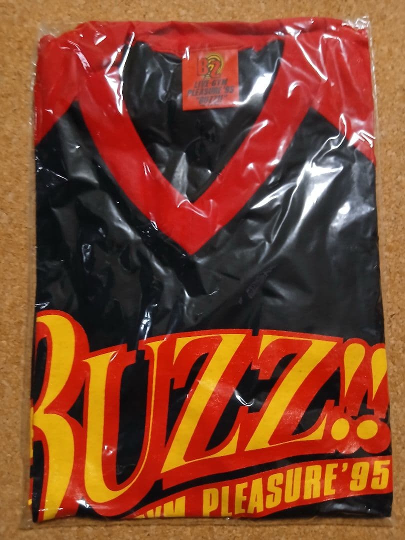 B'z BUZZ!! Tシャツ2枚+パンフセット ●バラ売り要相談