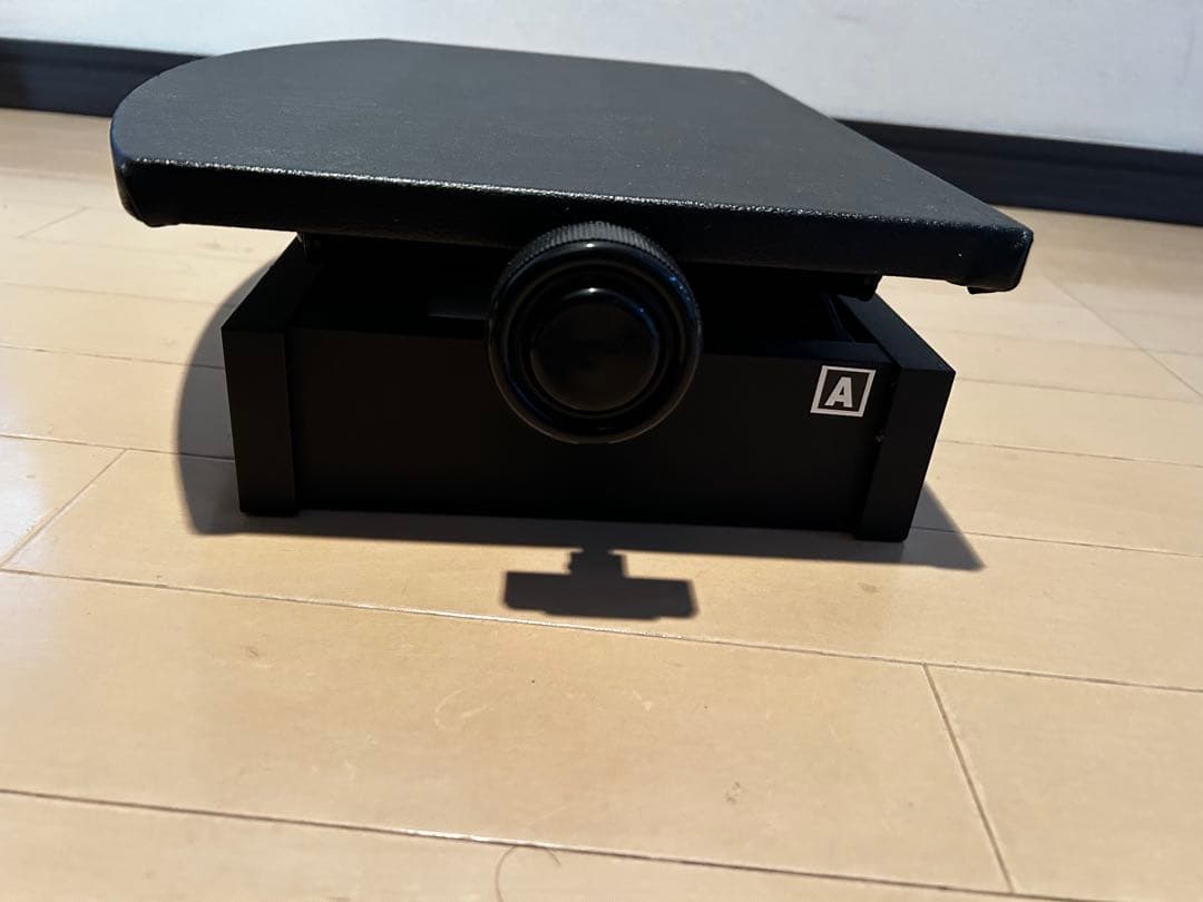 ピアノ足台（段差調節機能付き）