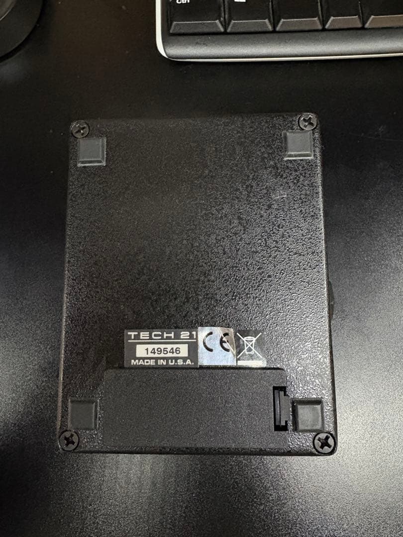 ギター TECH21 sansamp GT2