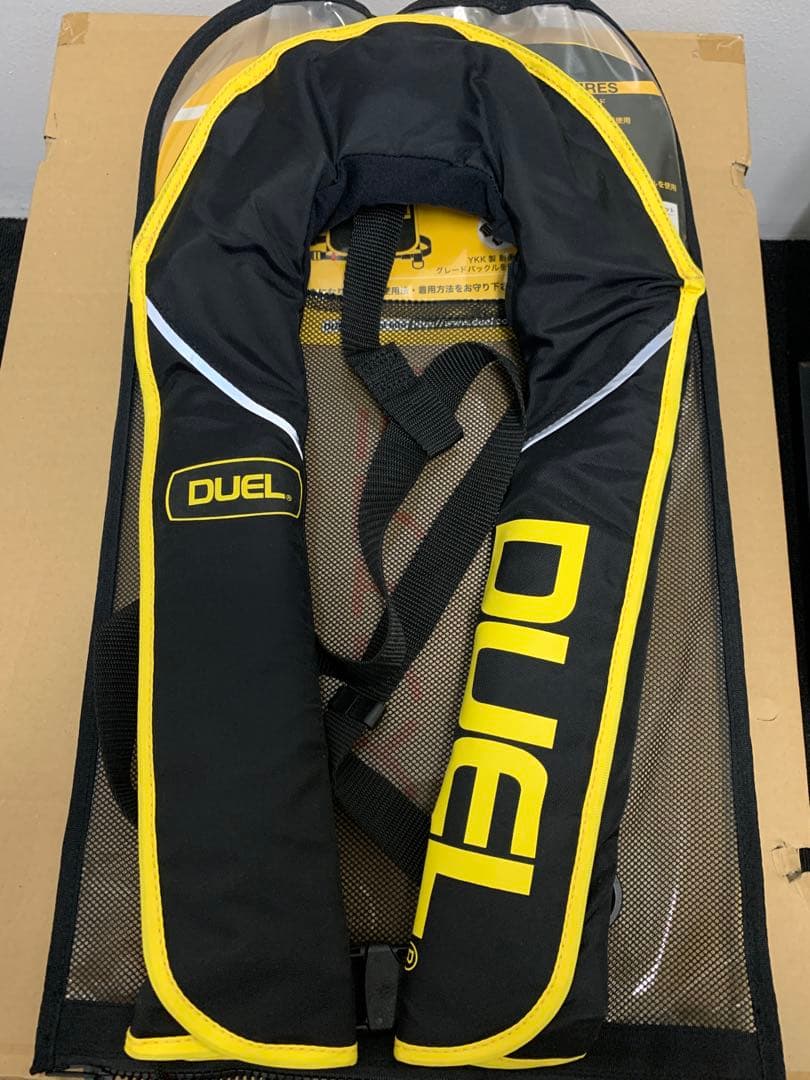 DUEL インフレータブルライフジャケット