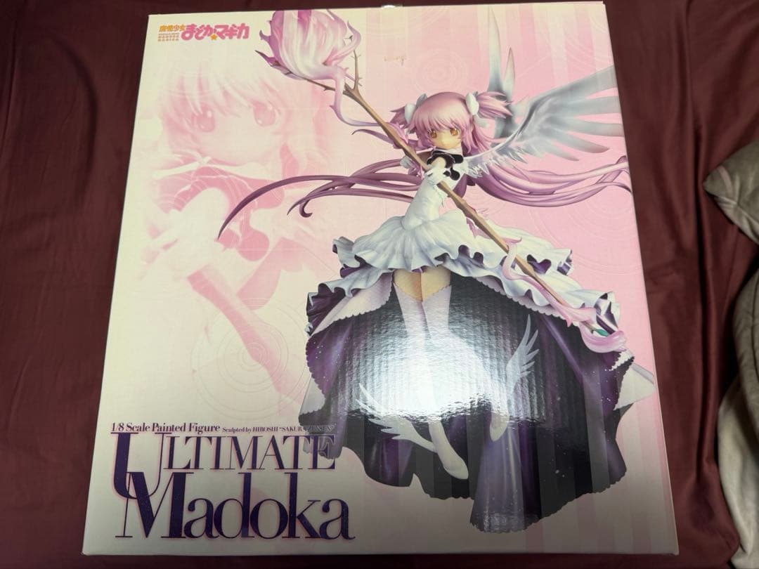 アルティメットまどか 1/8スケール フィギュア