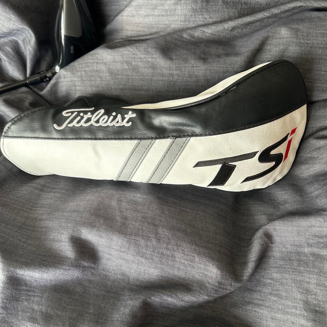 Titleist TSi2 ドライバー　ヘッドカバー付き