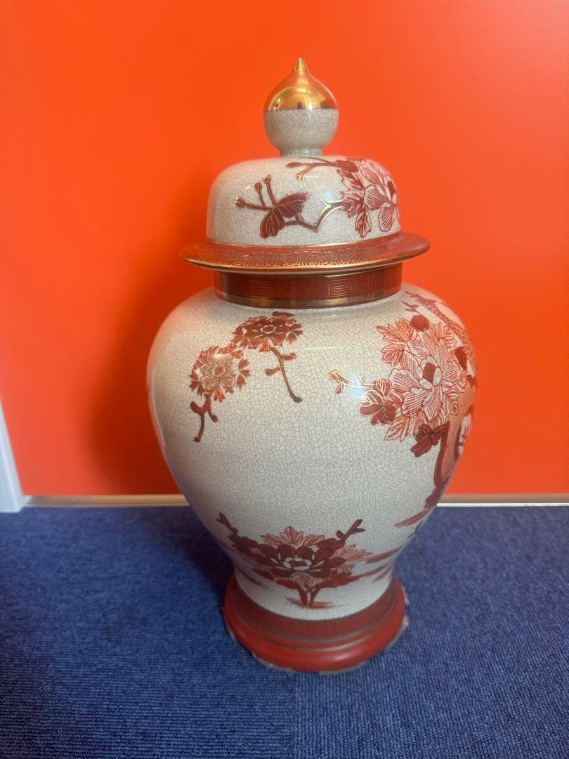 1863 薩摩焼　九十字壺　金継ぎ　赤絵金彩　孔雀牡丹　沈香壷　高40cm時代物