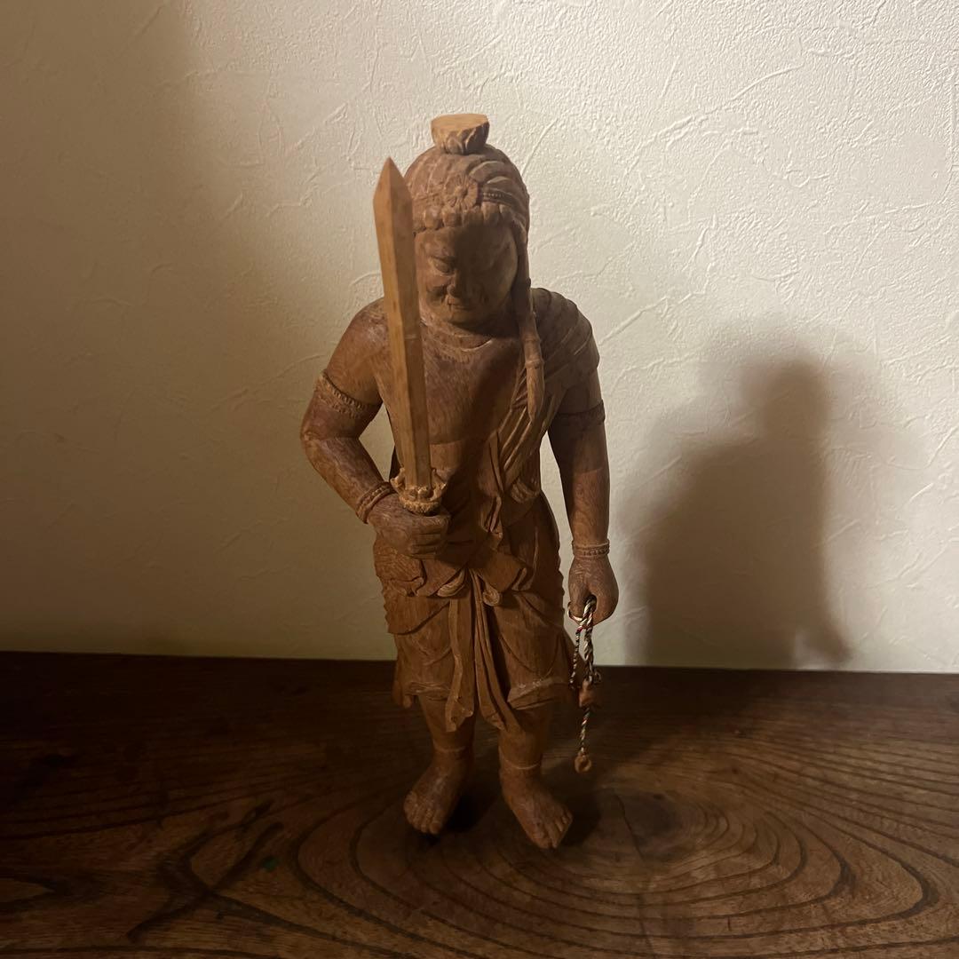 木製 不動明王像 剣と鎖付き 約30cm