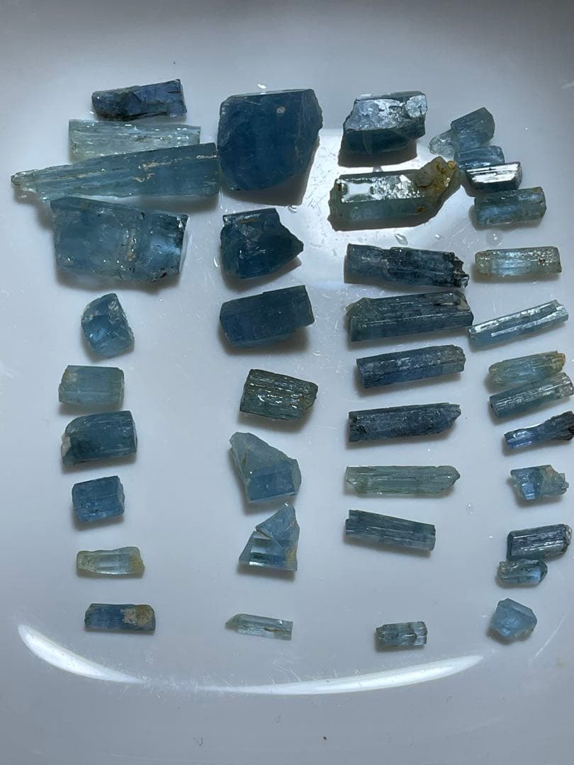 天然アクアマリン　ベトナム産　313.85 ct