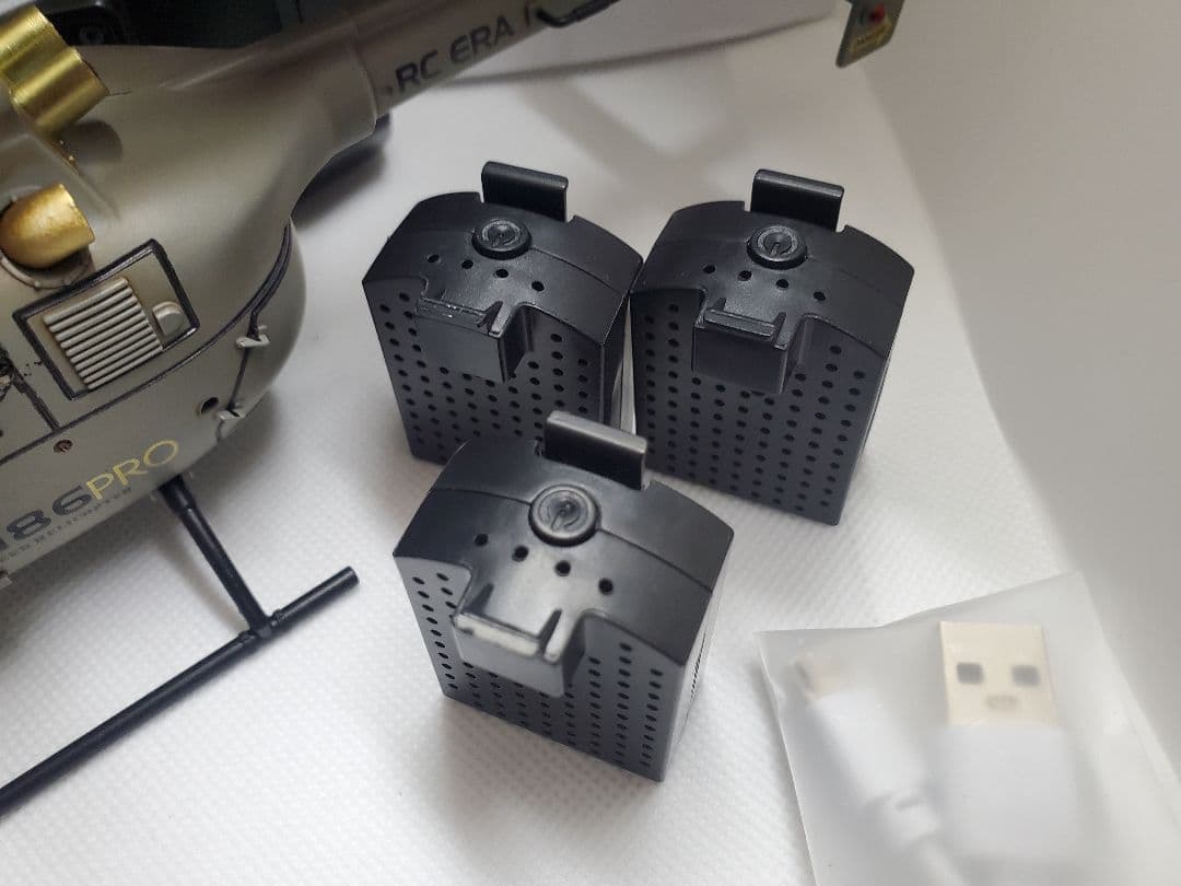 t*a様 CI86PRO BO-105 ラジコンヘリコプター　2.4G　6軸ジャ