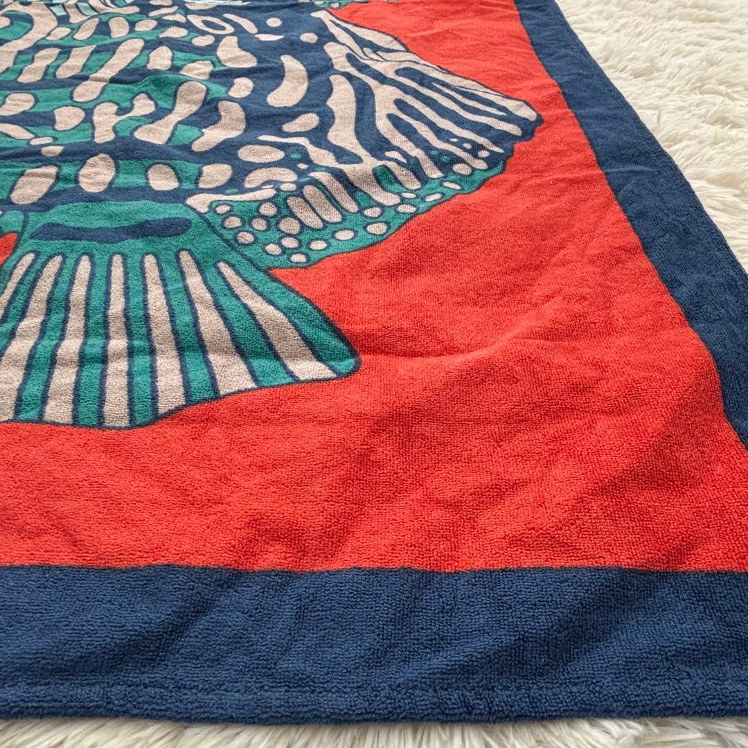 HERMES エルメス ビーチタオル タピ・ノマドPOISSON（魚モチーフ）