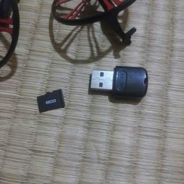 ドローン　カメラ　SDカード　USB　付き　動画像