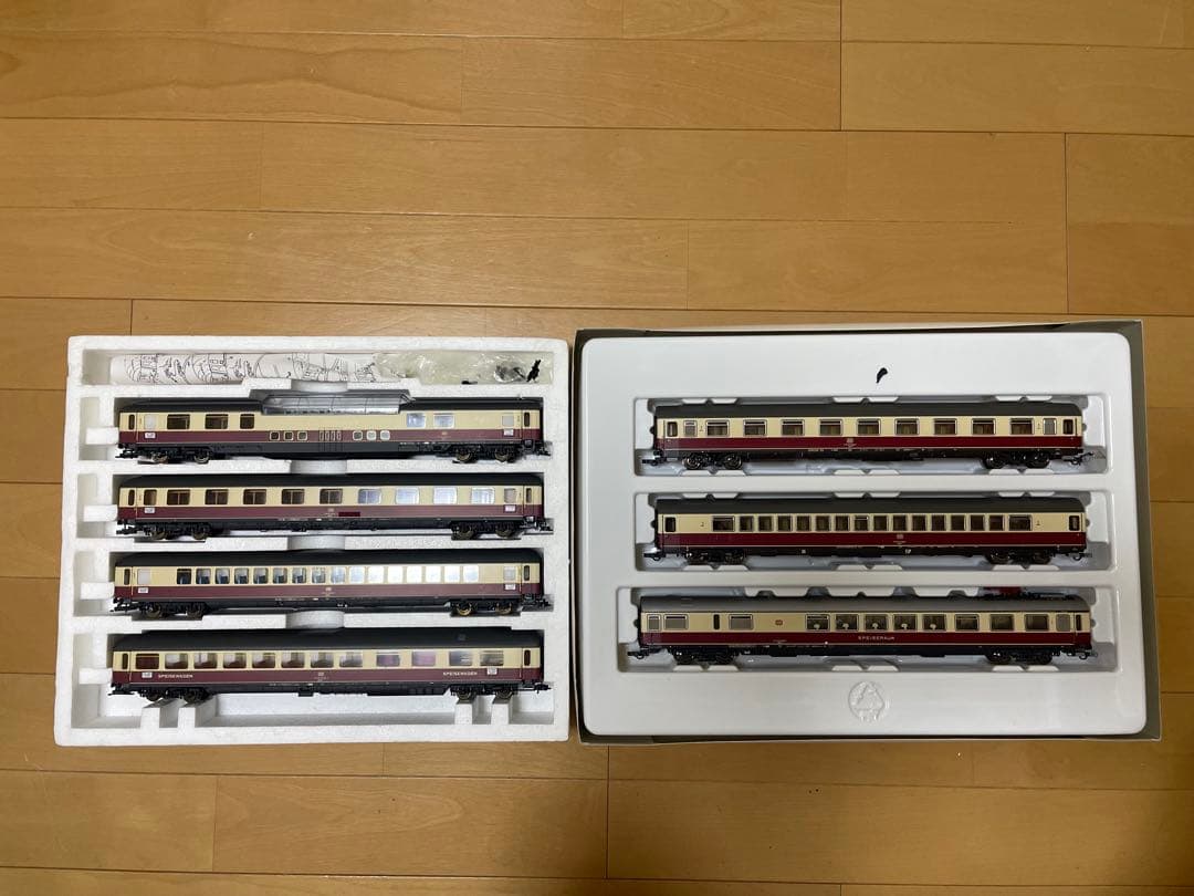 DB103電気機関車（DCCサウンド）＋TEEラインゴルト風客車7両セット