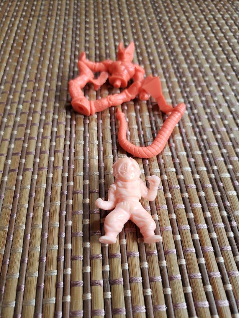 ドラゴンボール消しゴムバトルフィギュアパート2セルビックバンアタック孫悟飯　新品