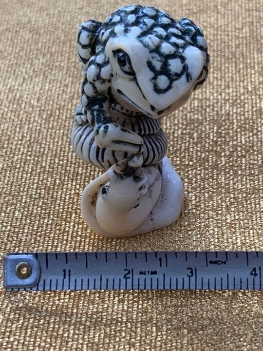 時代物　マンモス　根付 蛙 カエル カタツムリ　蝸牛在銘あり　和装