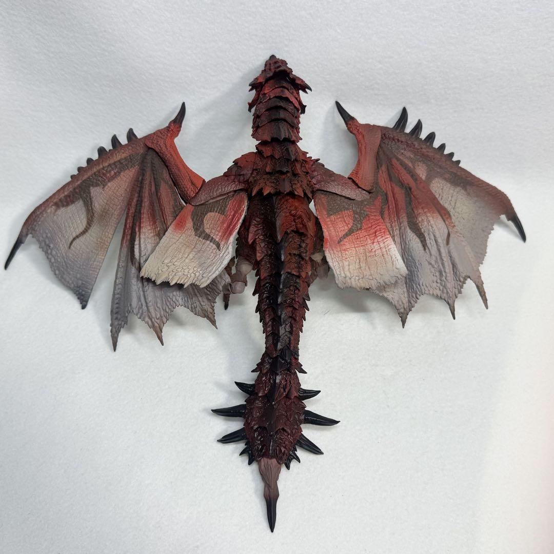 S.H.MonsterArts リオレウス　モンスターハンター　モンスターアーツ