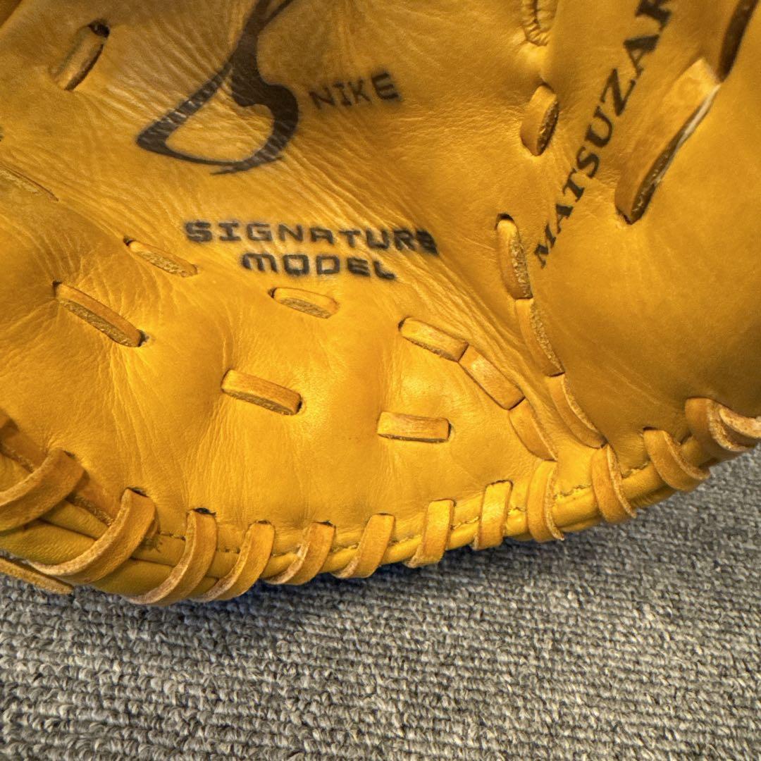 ナイキ シグネチャーモデル 松坂大輔モデル 軟式用グローブ