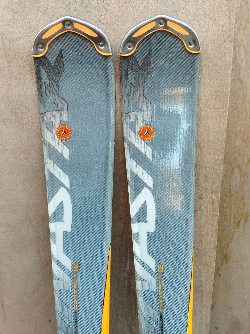 ディナスター　DYNASTAR スキー板　CONTACT 09 グレー