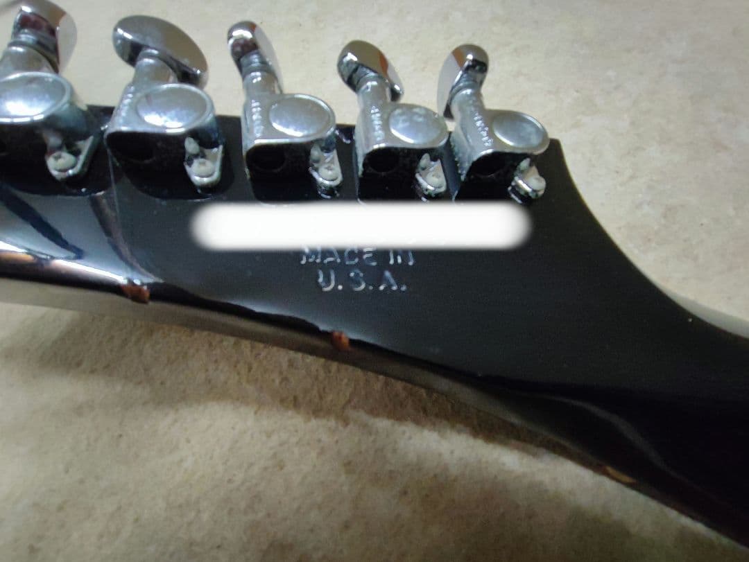 2006年製 Gibson EXPLORER 76/EB ハードケース付き