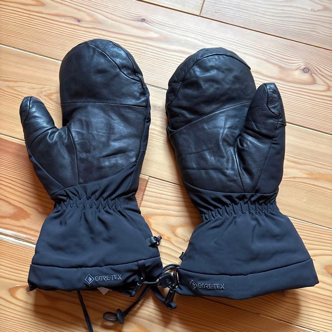 Arc'teryx ミトングローブ M ブラック